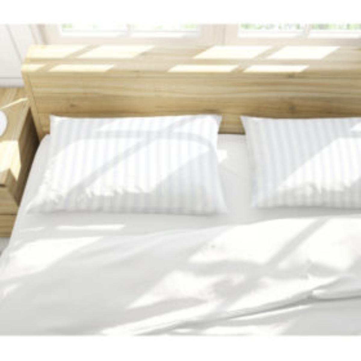 Pillow Case T250 1 Inch Stripe 40SX40S