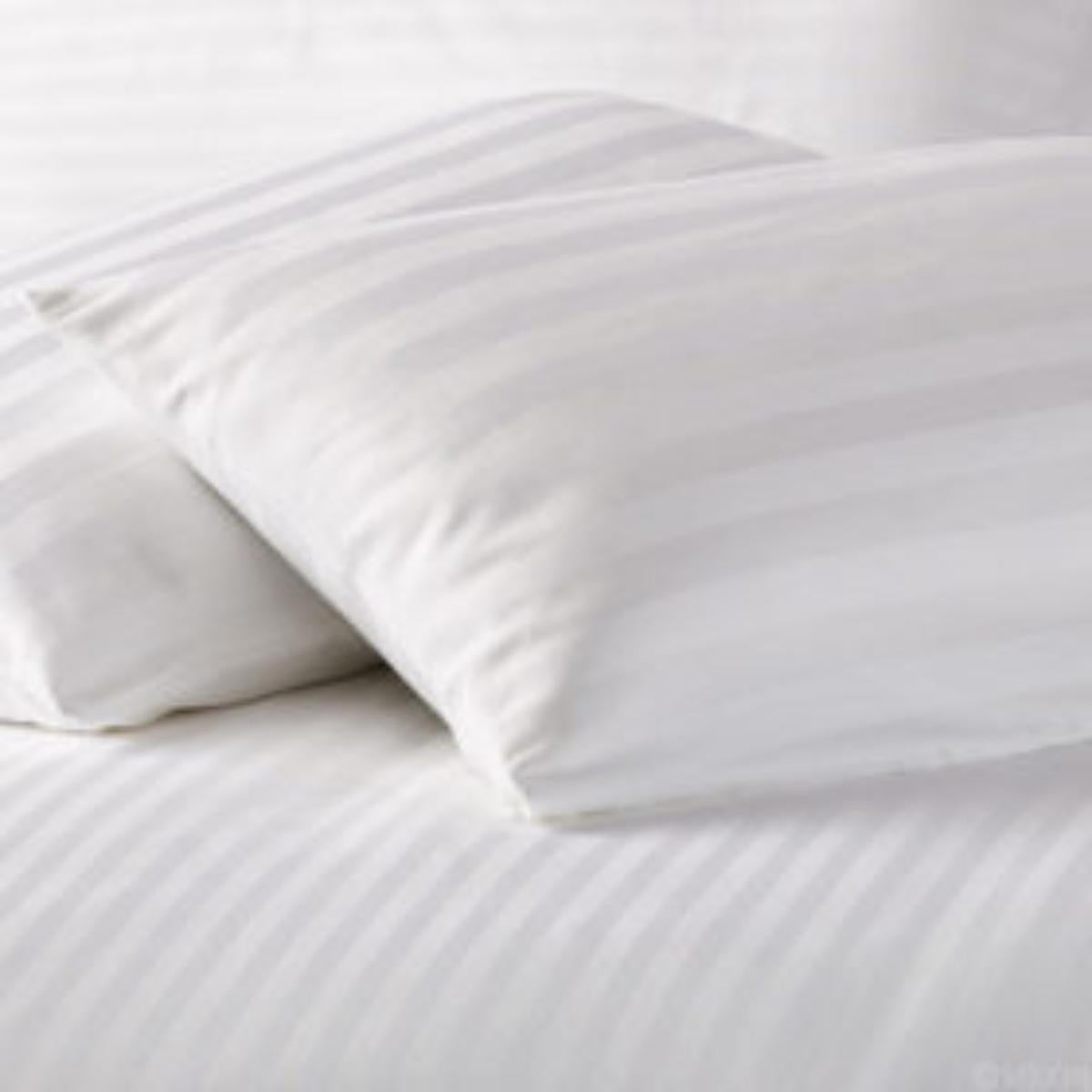 Pillow Case T250 1 Inch Stripe 40SX40S