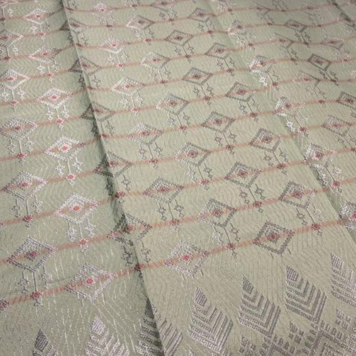 Berlian Perak Metallic Songket 44"