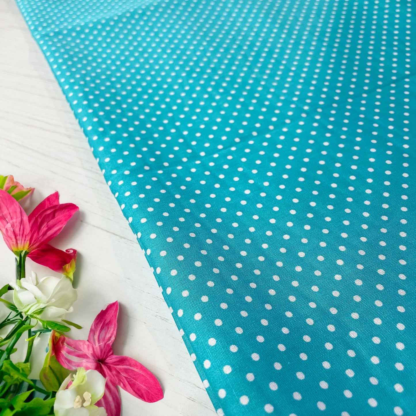 Poplin U Dots Cotton 44"