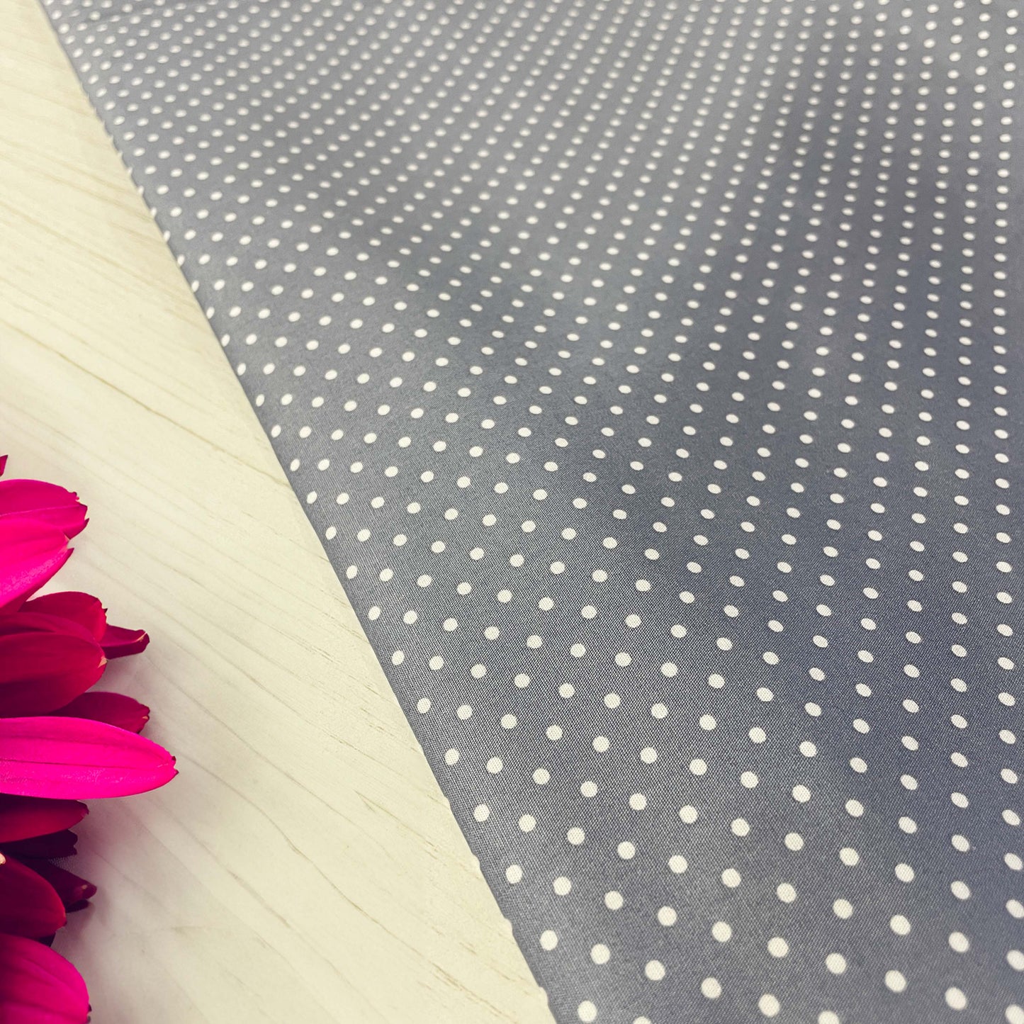 Poplin U Dots Cotton 44"