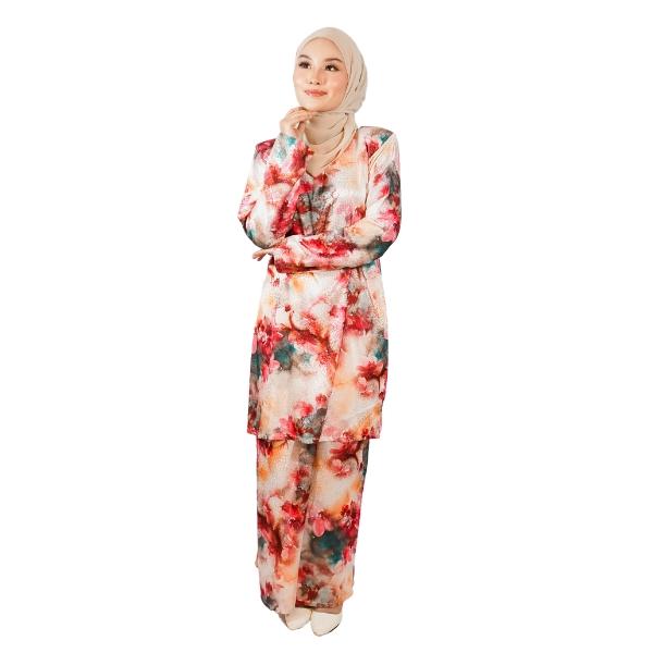 Emilia Kurung Riau Pahang