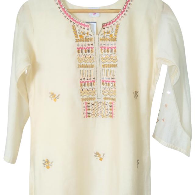Kurti Bersulam Sutera Chanderi KAMDAR Sedia Buatan Wanita (S - 3XL) Ketibaan Baharu Pakaian Atasan Tradisional Cantik & Trendi Lengan Pakaian Merah Jambu Berdebu Fesyen Deepavali