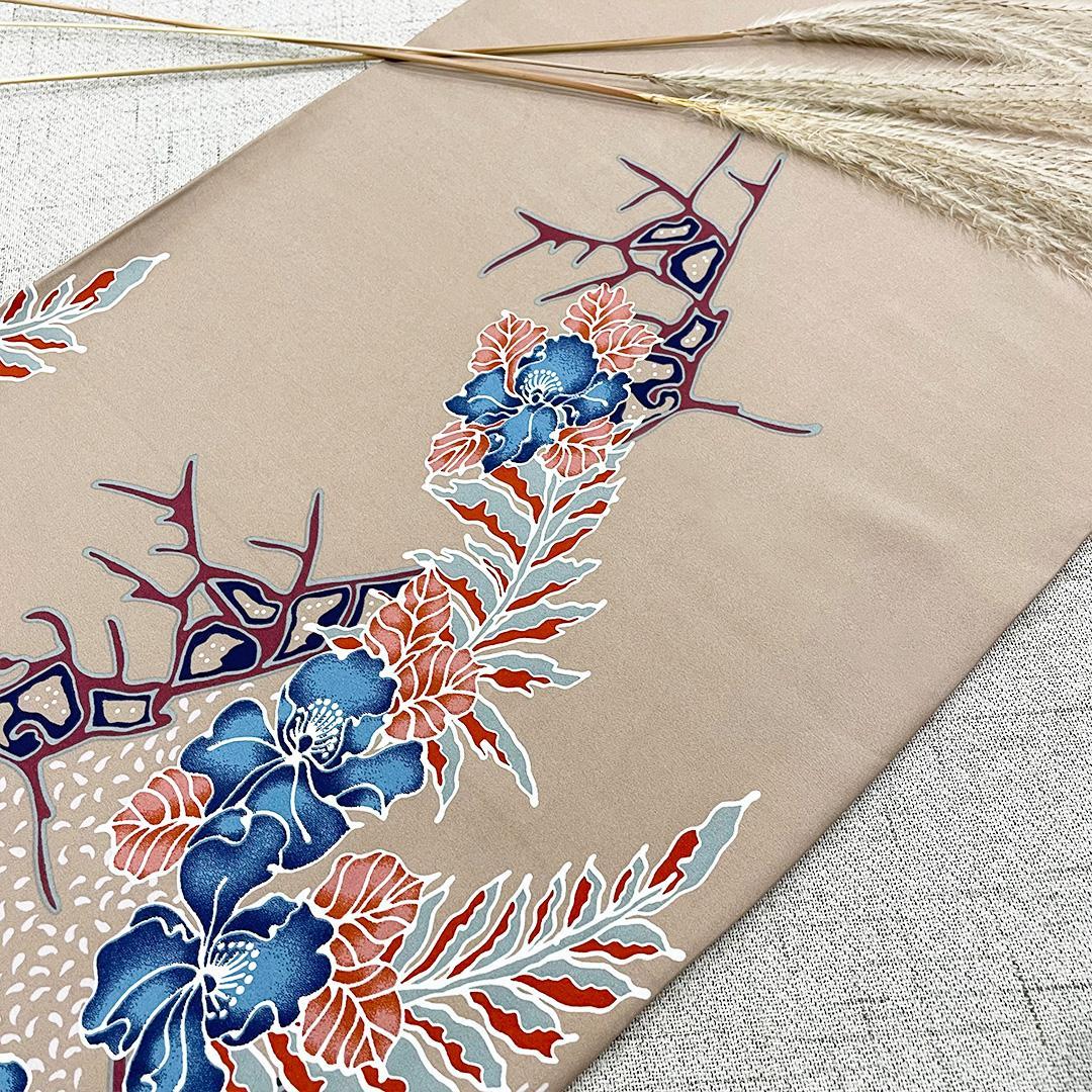 Almeda Light Batik Satin 44"