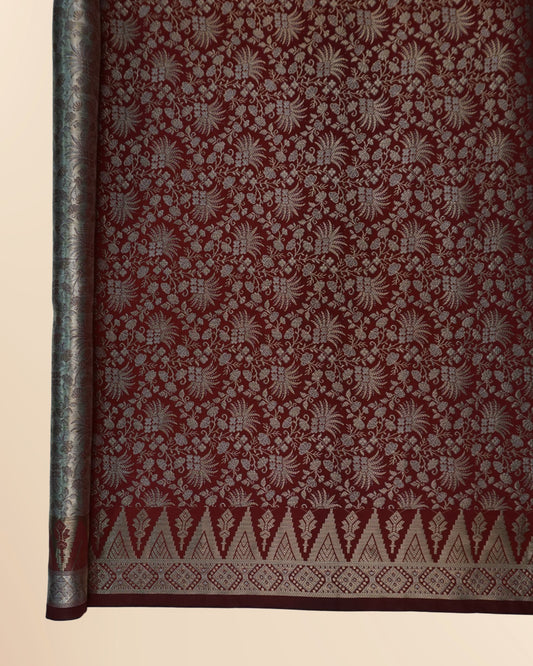 Amsyar Gold Jacquard with Stone 44"
