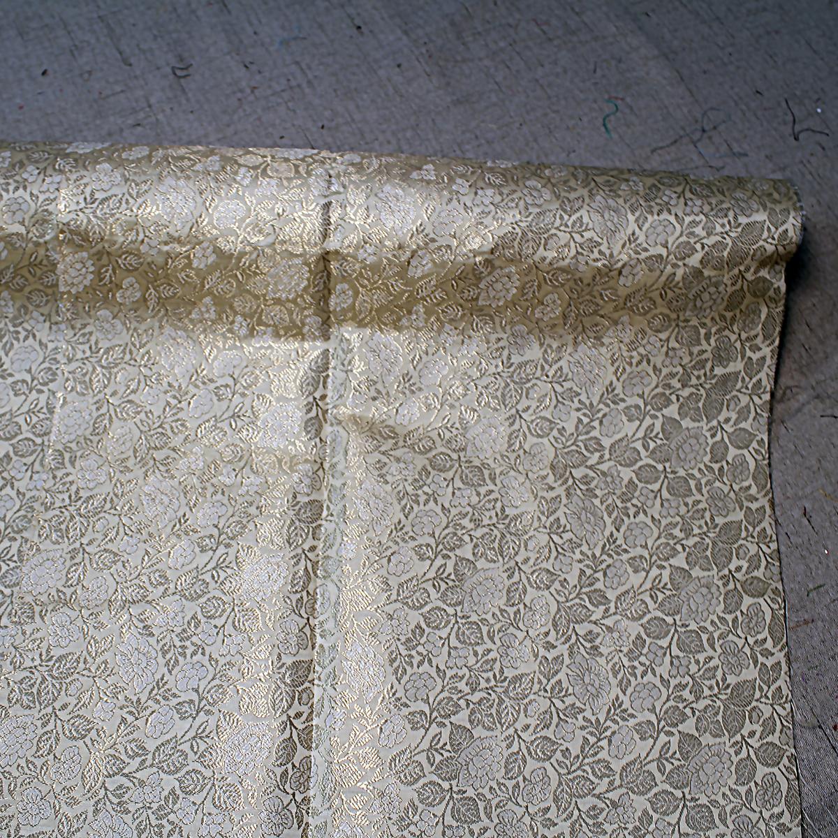 Tulips Floral Jacquard 44"