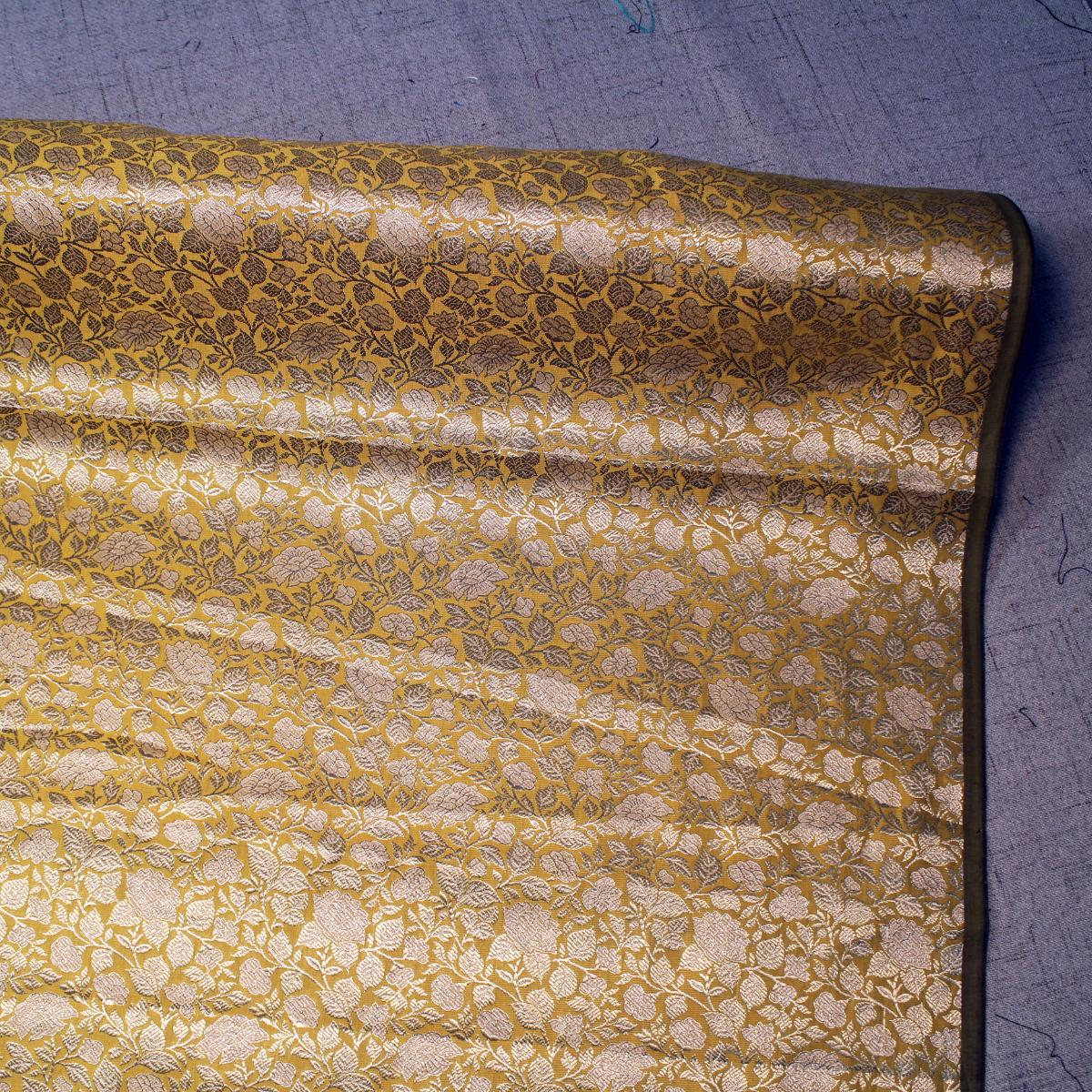 Tulips Floral Jacquard 44"