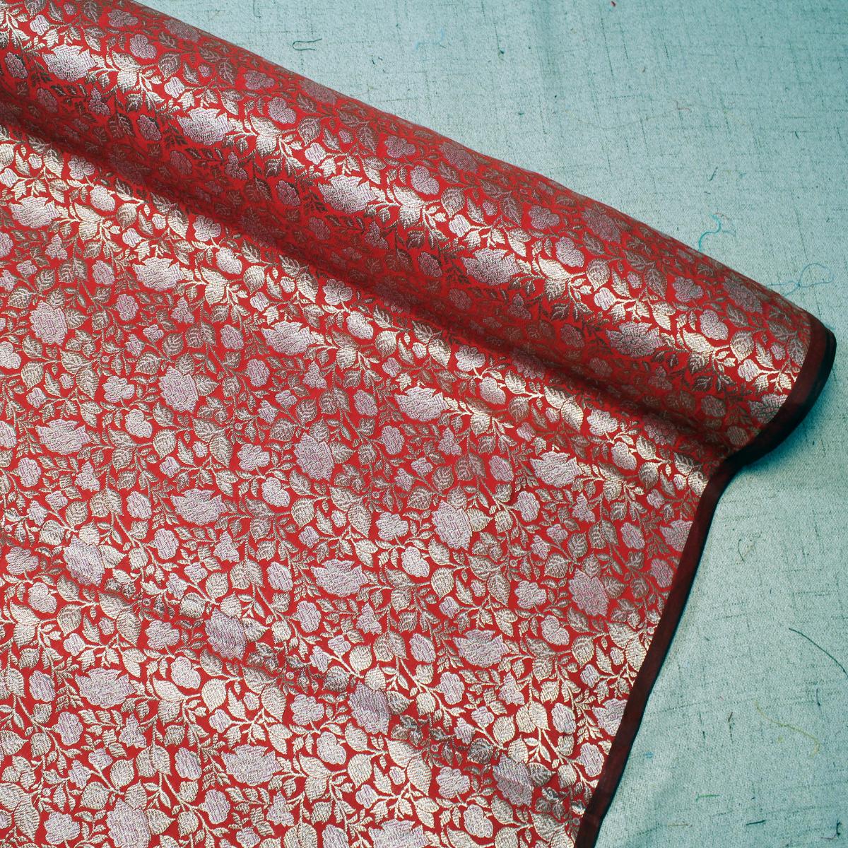 Tulips Floral Jacquard 44"