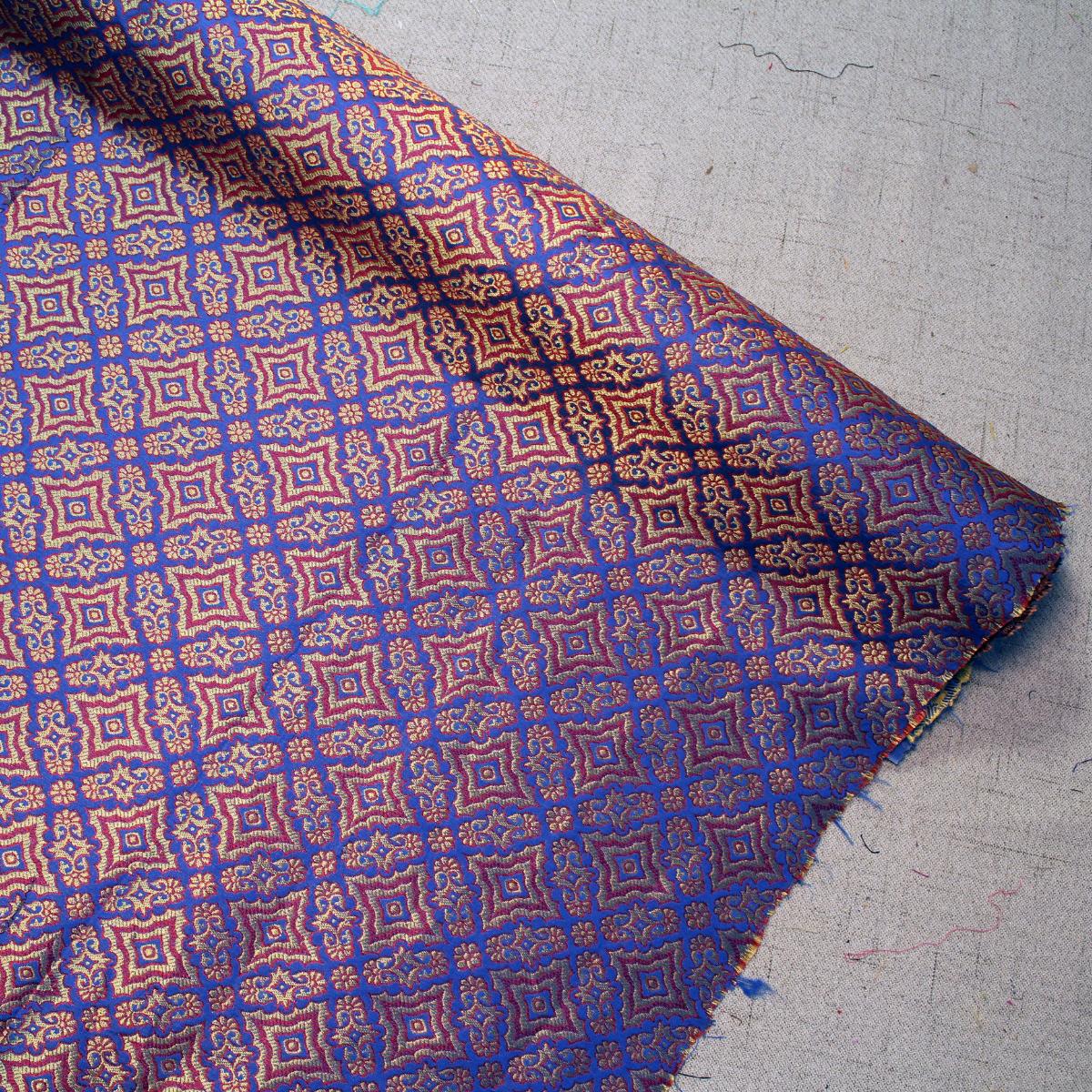 Bangalore Silk Jacquard 43"