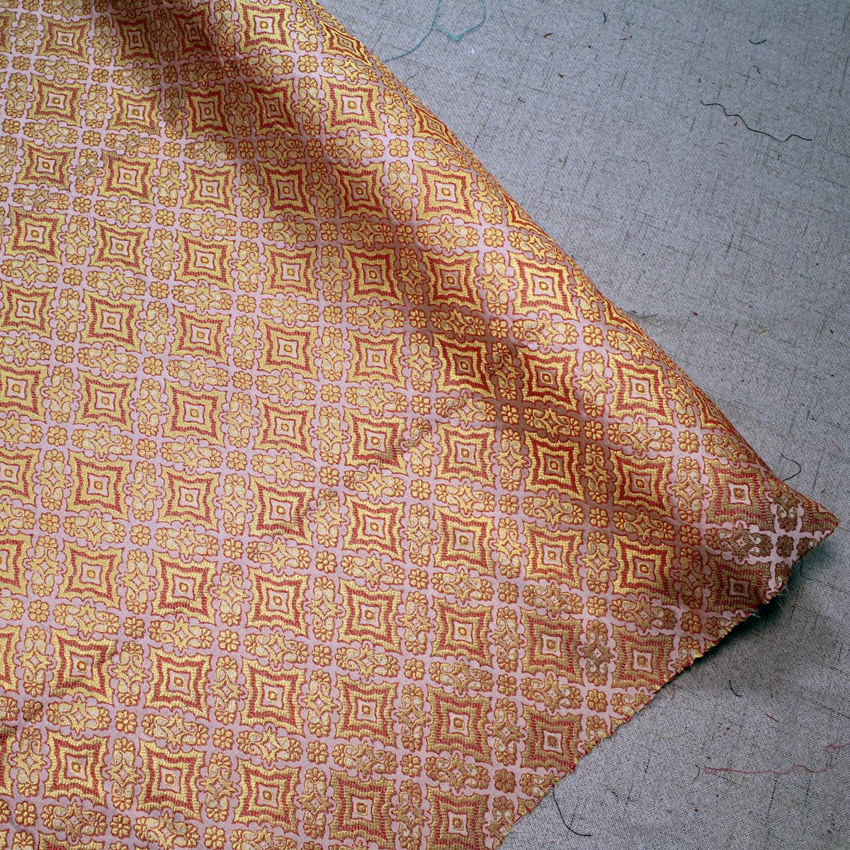 Bangalore Silk Jacquard 43"
