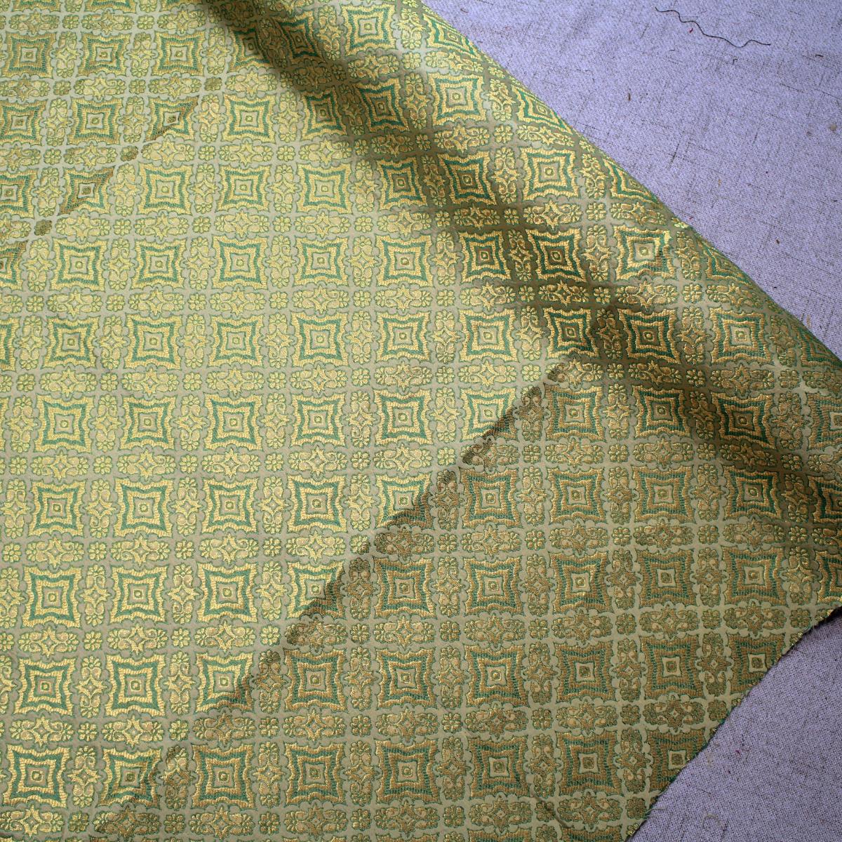 Bangalore Silk Jacquard 43"