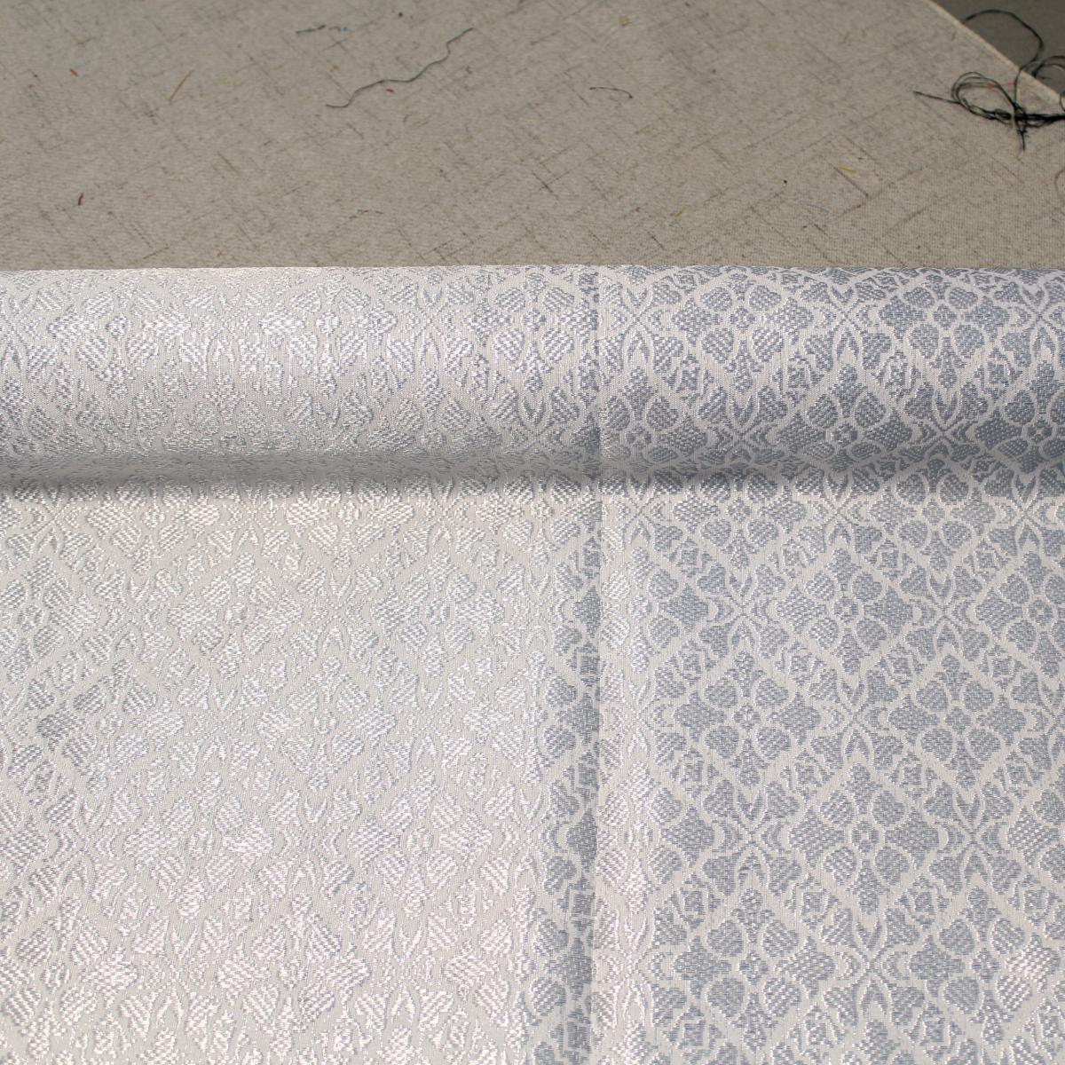 Pelita Kayangan Metallic Songket 44"