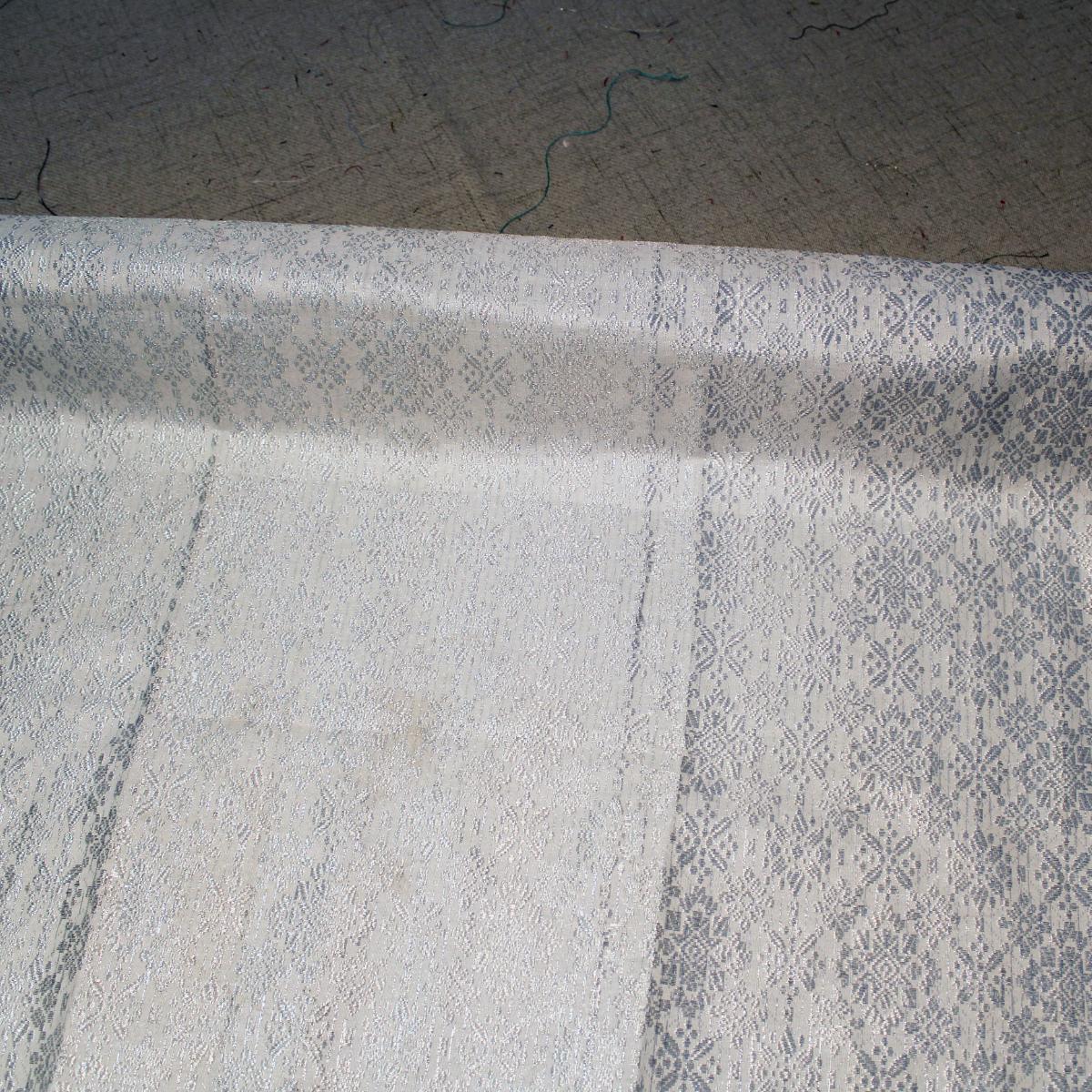 Bintang Nila Metallic Songket 44"