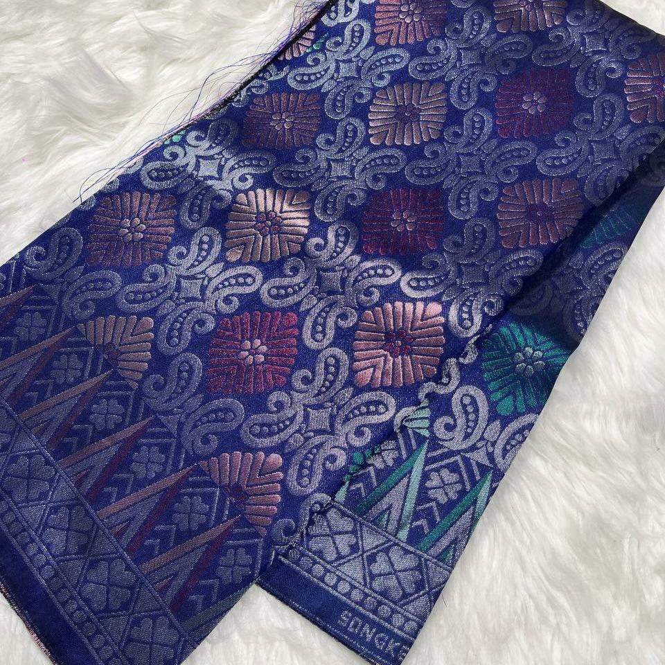 Teratai Perak Metallic Songket 44"