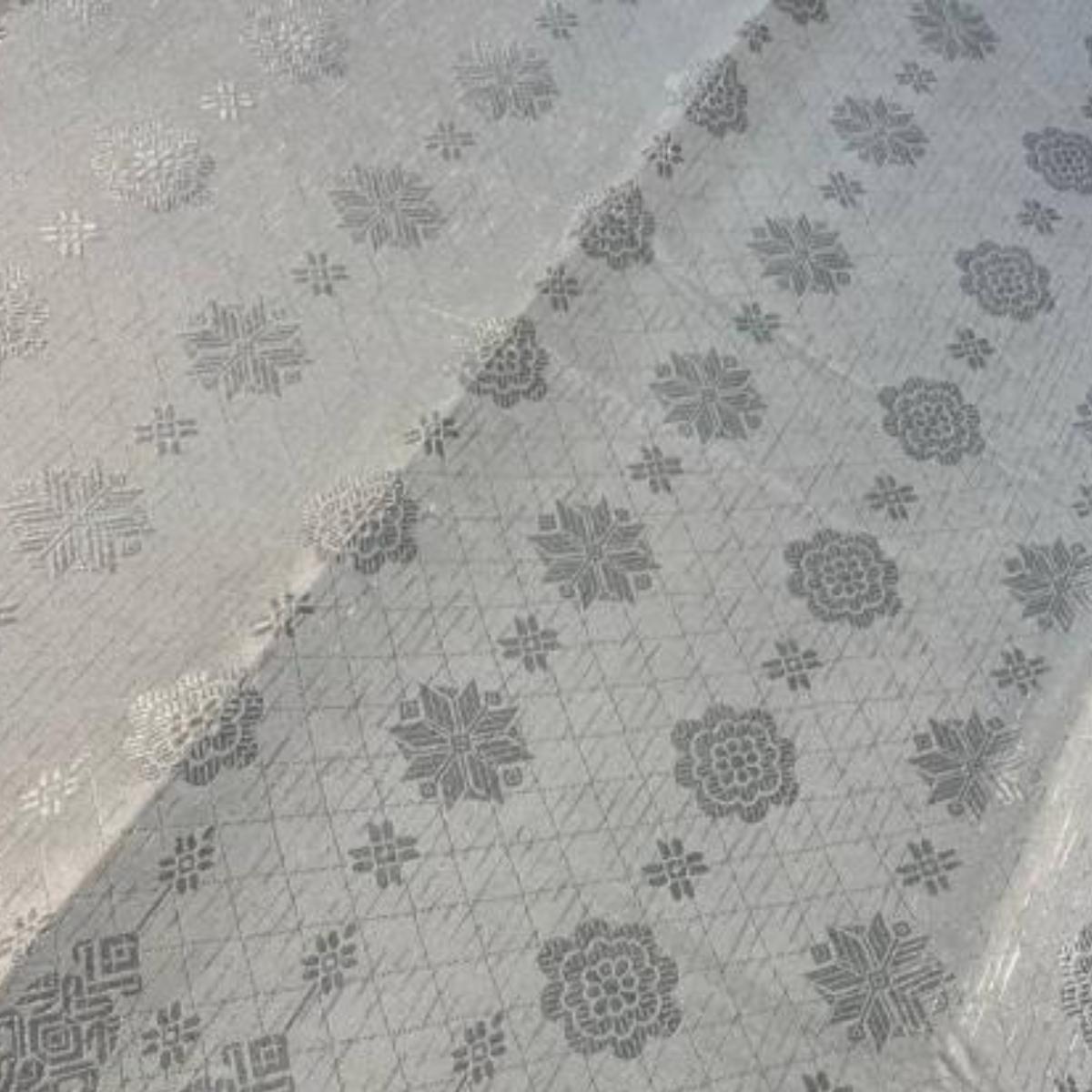 Bunga Tabur Metallic Songket 44"