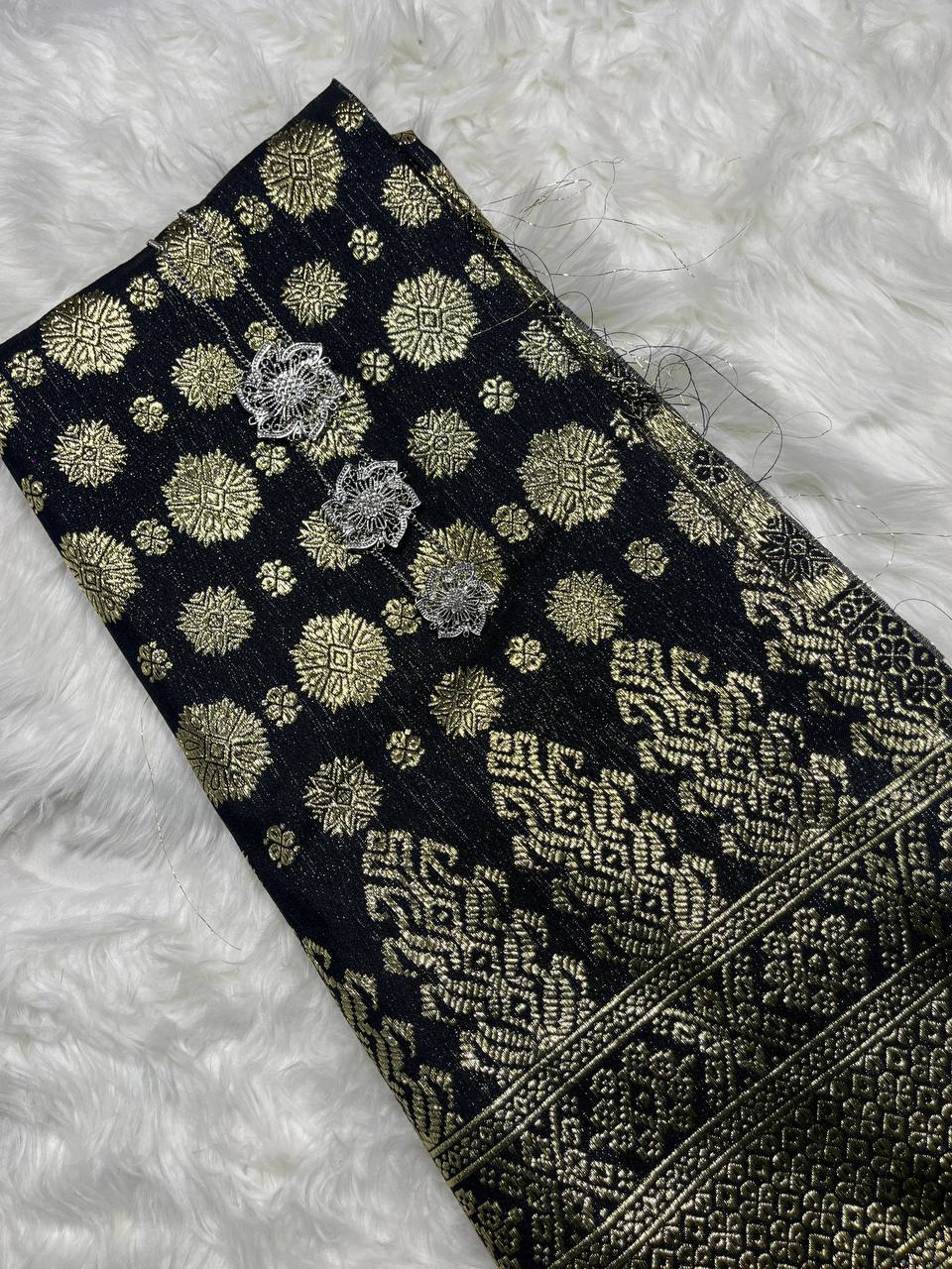 Cyberpunk Gold Metallic Songket 44"