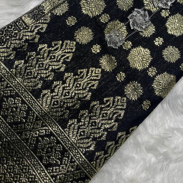 Cyberpunk Gold Metallic Songket 44"