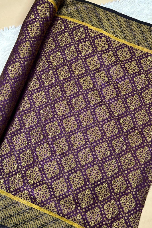 Berlian Emas Metallic Songket 44"