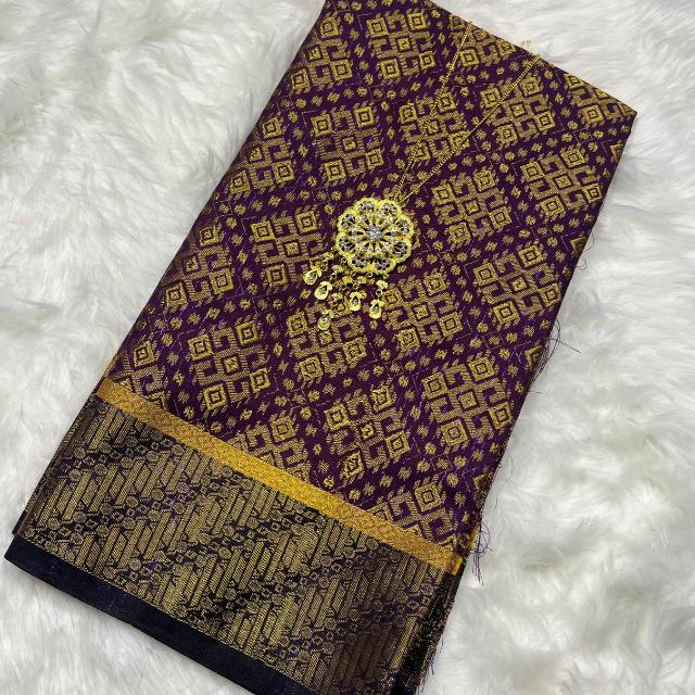 Berlian Emas Metallic Songket 44"