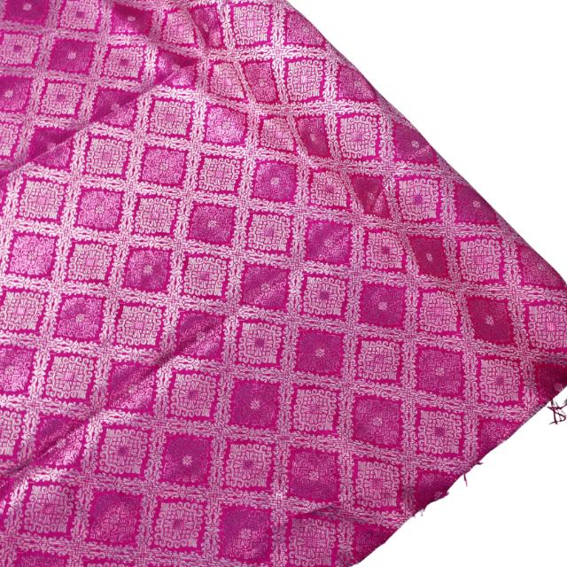 Diamond Toned Jacquard Songket 44"