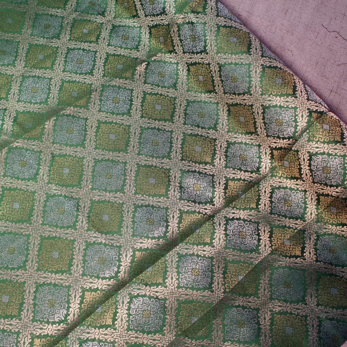 Diamond Toned Jacquard Songket 44"