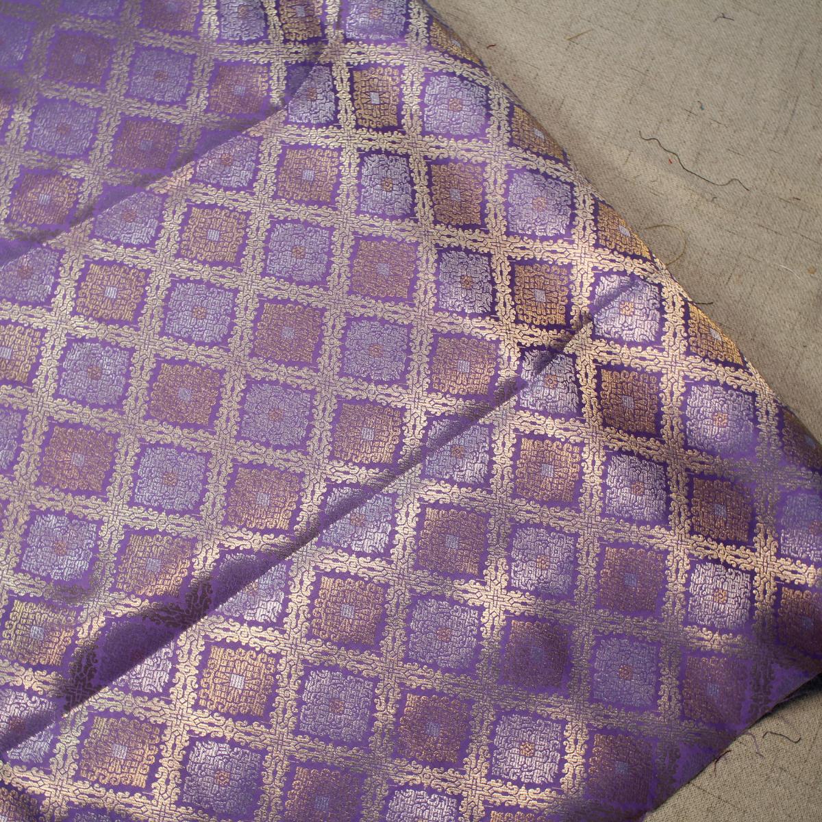 Diamond Toned Jacquard Songket 44"