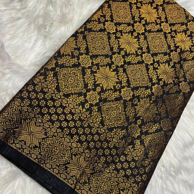 Bintang Berlian Metallic Songket 44"
