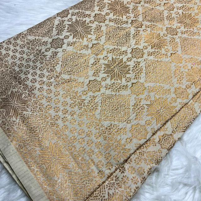 Bintang Berlian Metallic Songket 44"