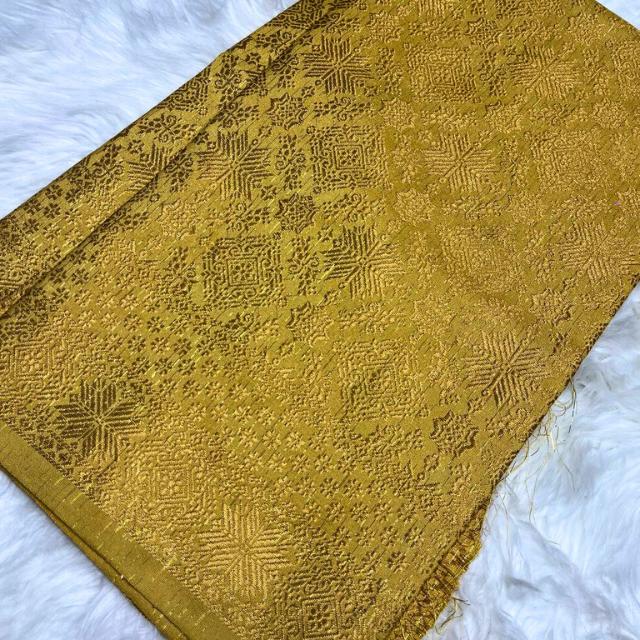 Bintang Berlian Metallic Songket 44"