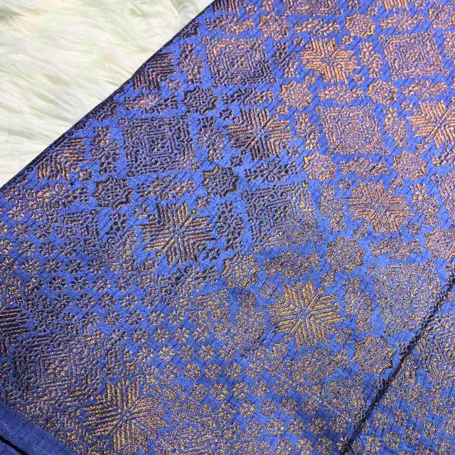 Bintang Berlian Metallic Songket 44"