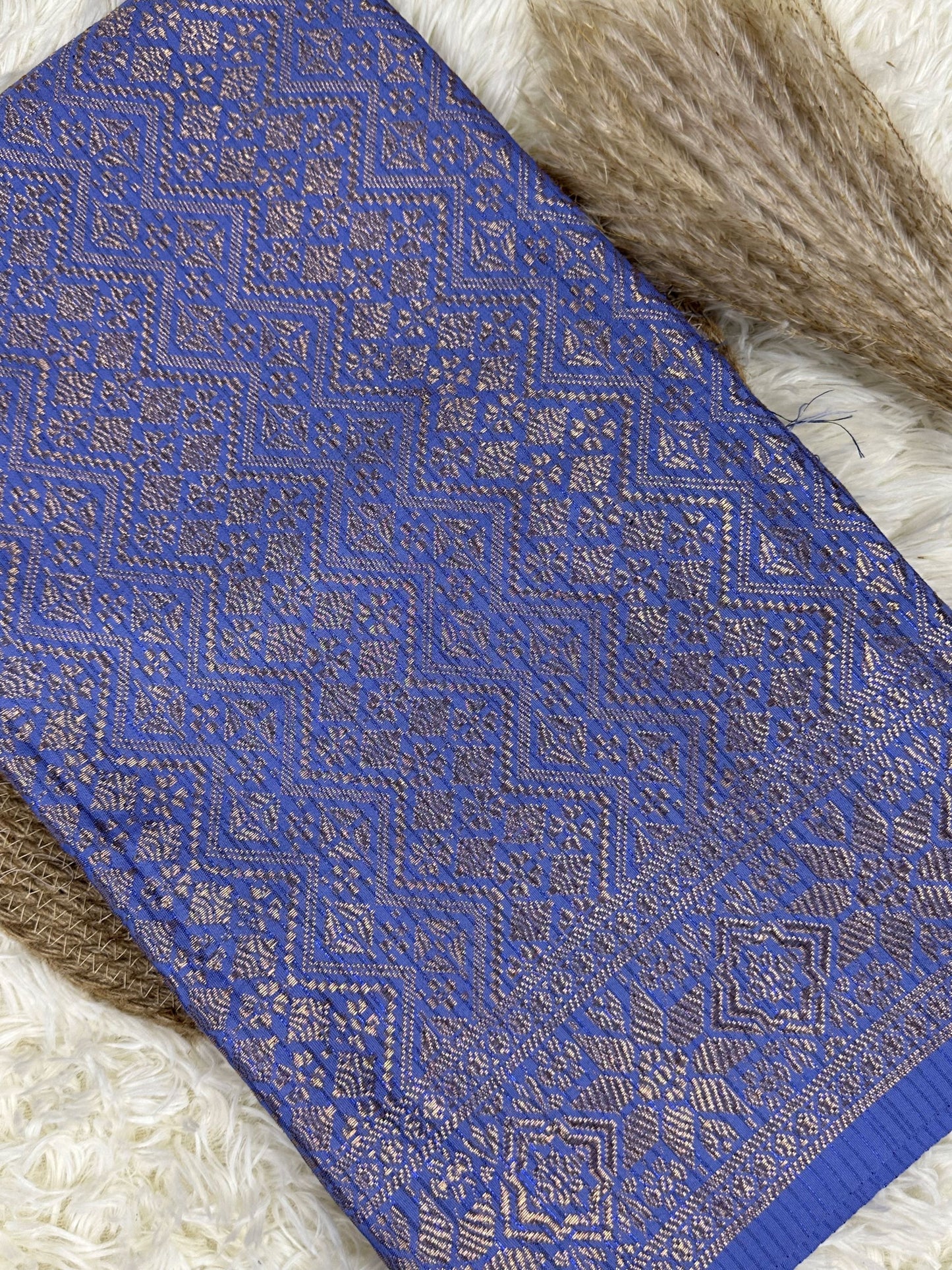 Wangsa Damai Metallic Songket 44"