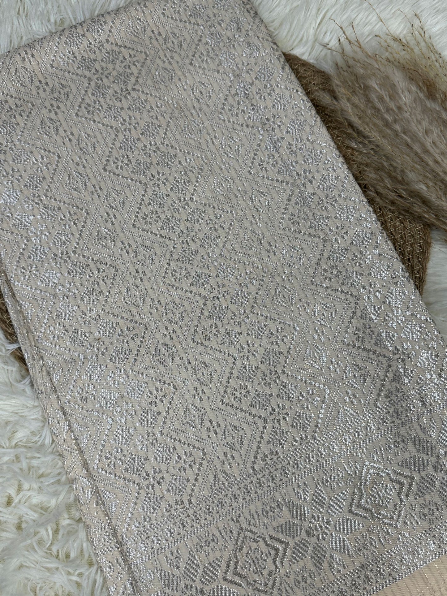 Wangsa Damai Metallic Songket 44"
