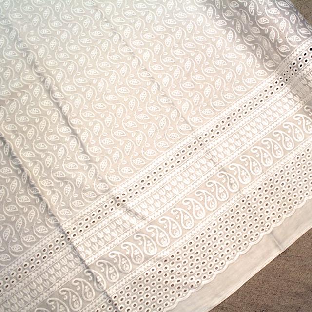 Leaf Wave Cotton Satin 44"