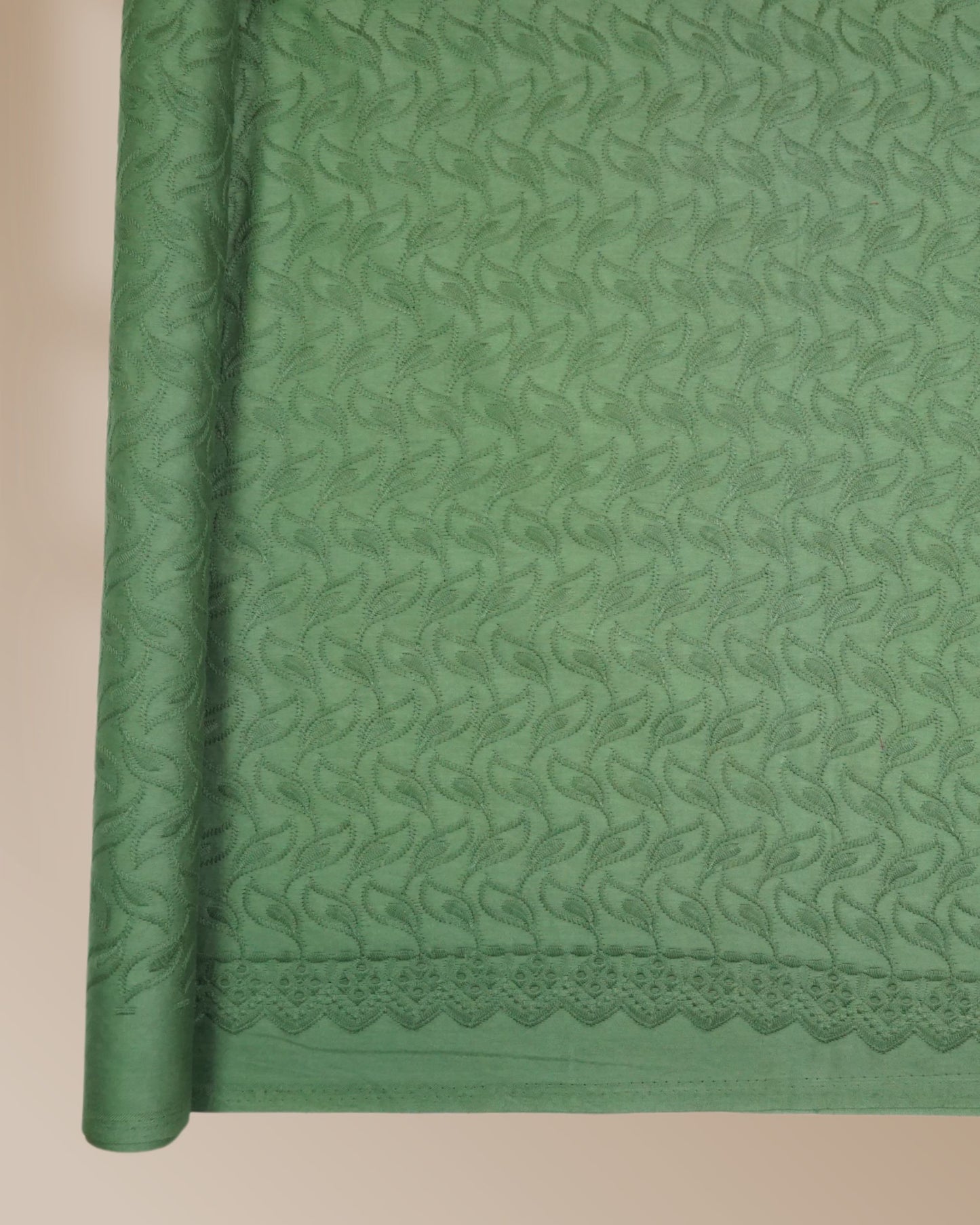 Dedaun Cotton Embroidery 80S 44"