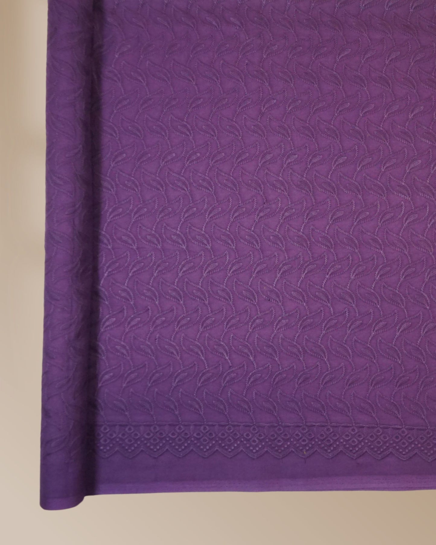 Dedaun Cotton Embroidery 80S 44"
