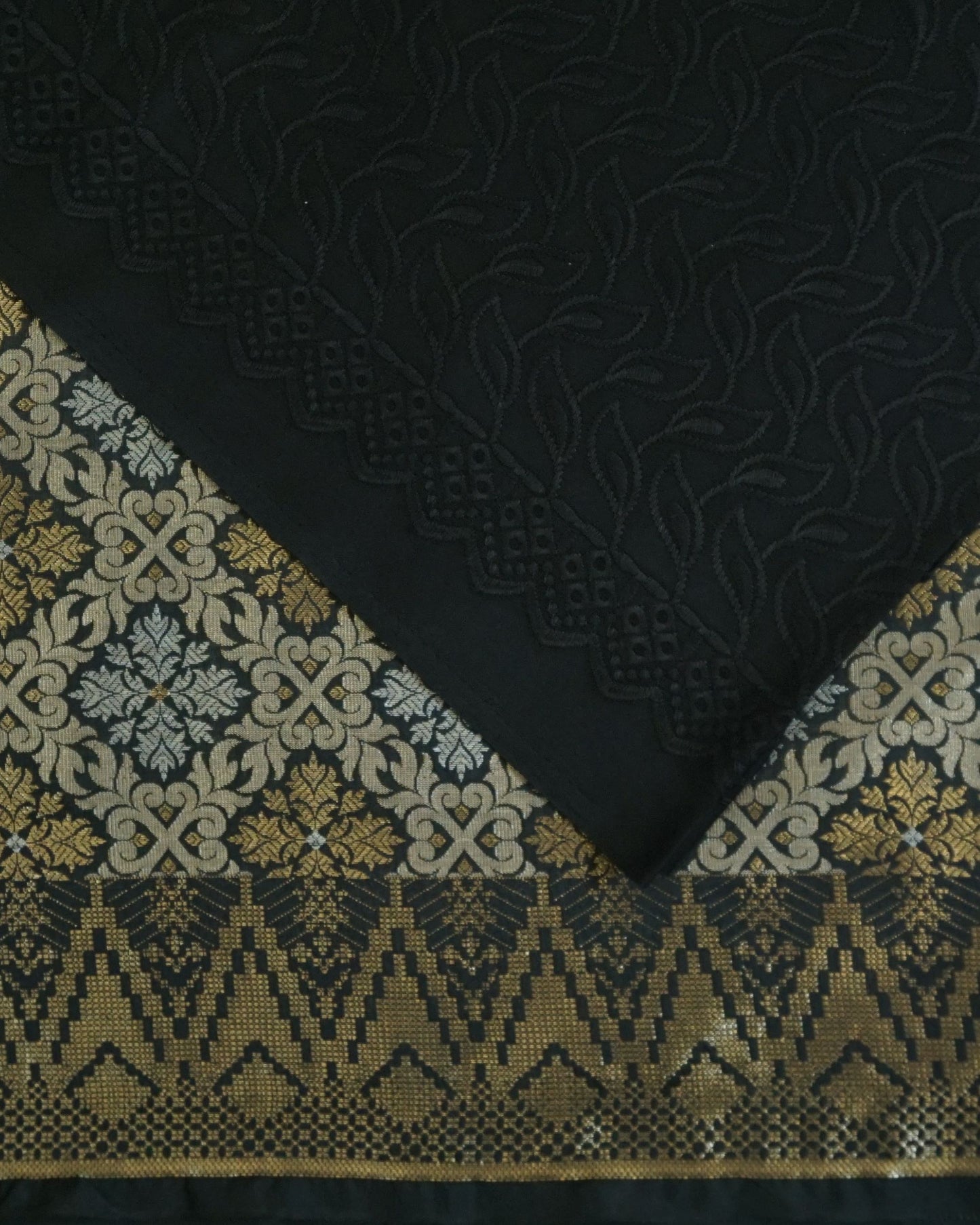 Embroidery Satin with Jacquard Combo Set