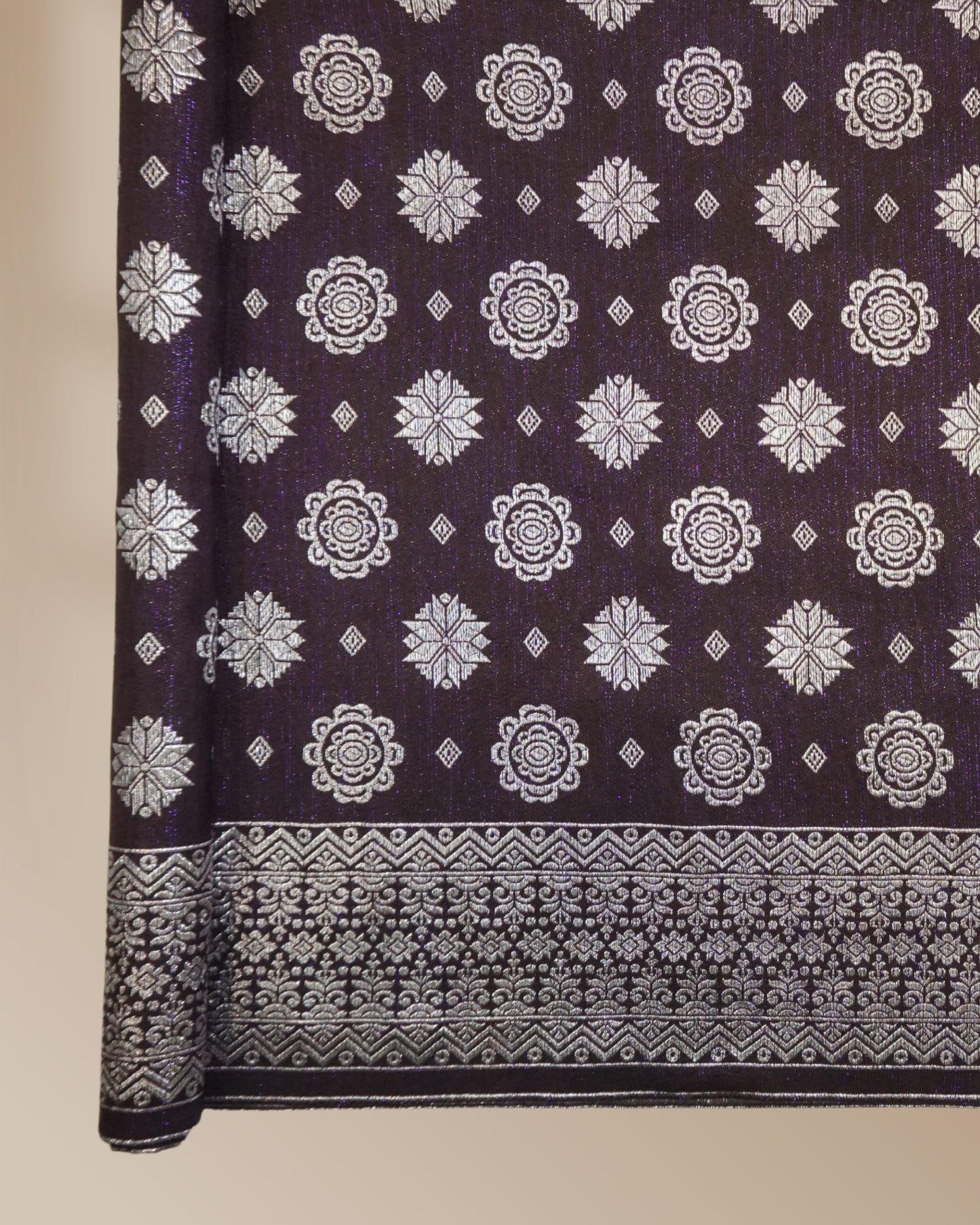 Temasik Merona One Tone Metallic Songket 44"