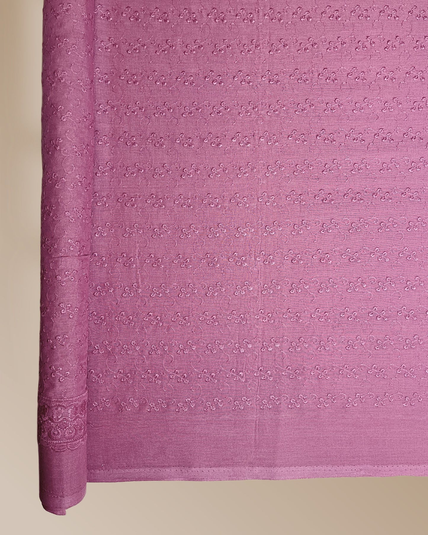 Dots Cotton Cambric Embroidery 40S 44"