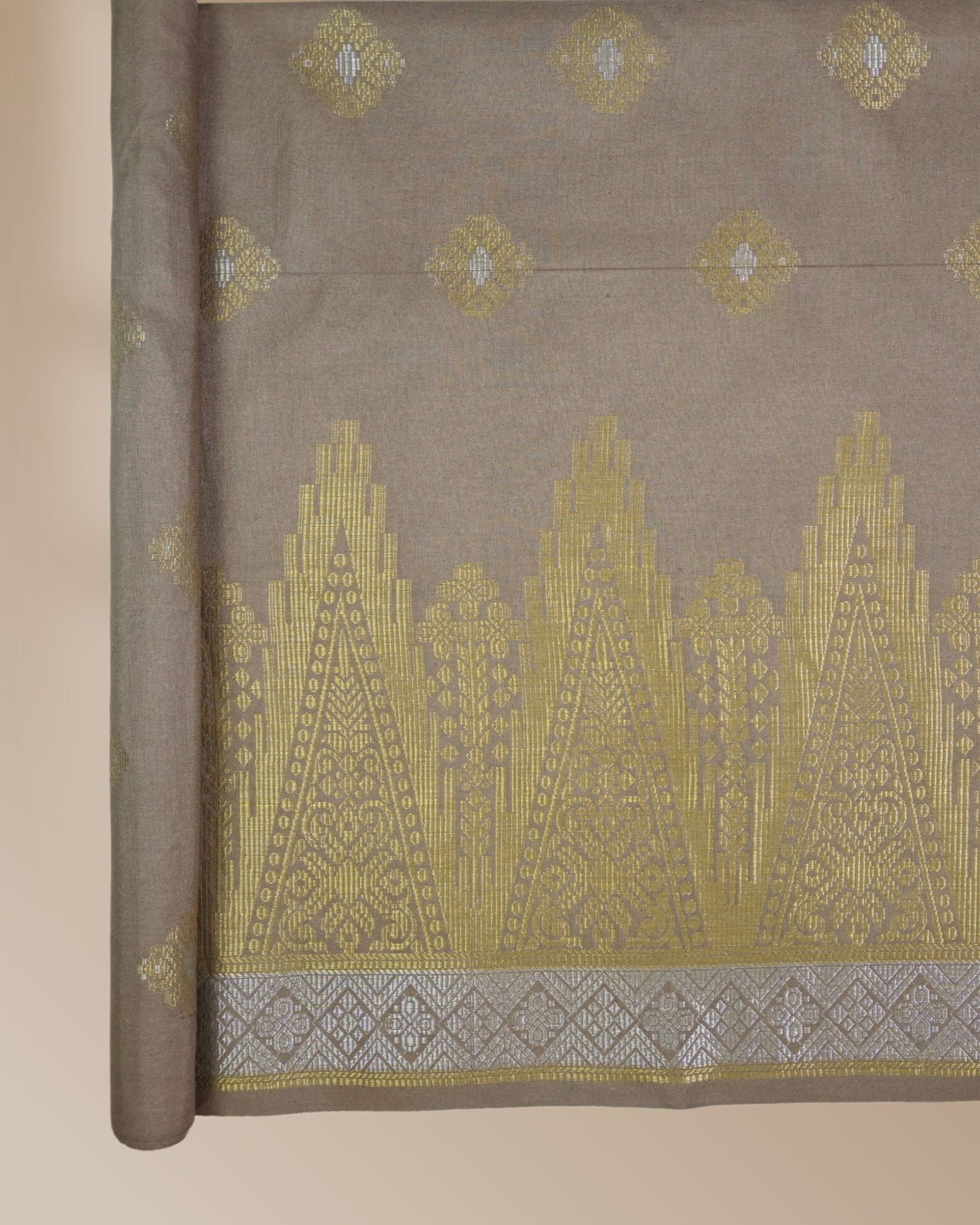 Ratna Sari Songket Bunga Tabur 44"