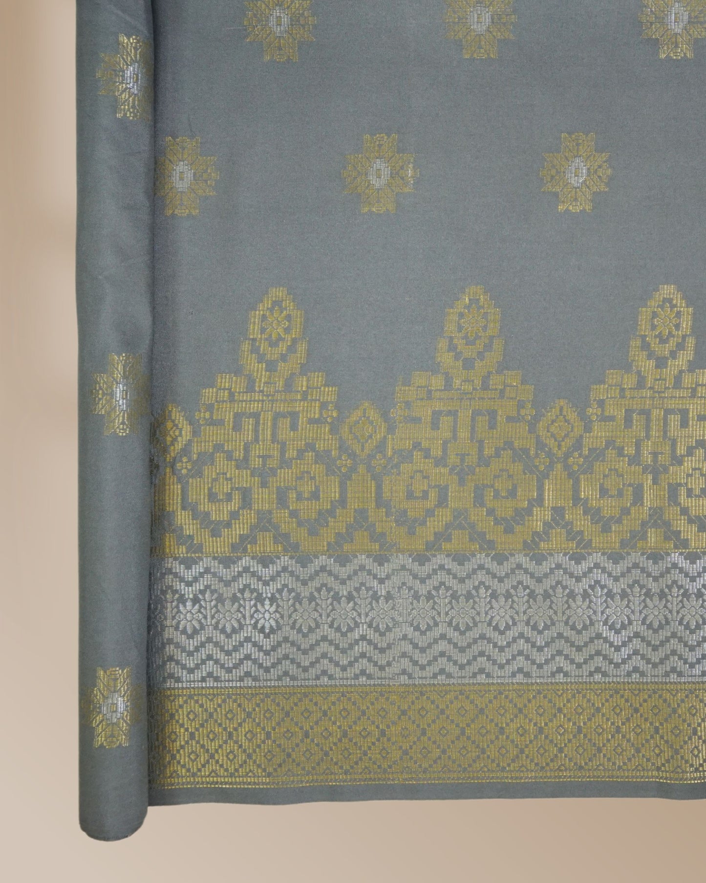 Sakti Songket Bunga Tabur 44"