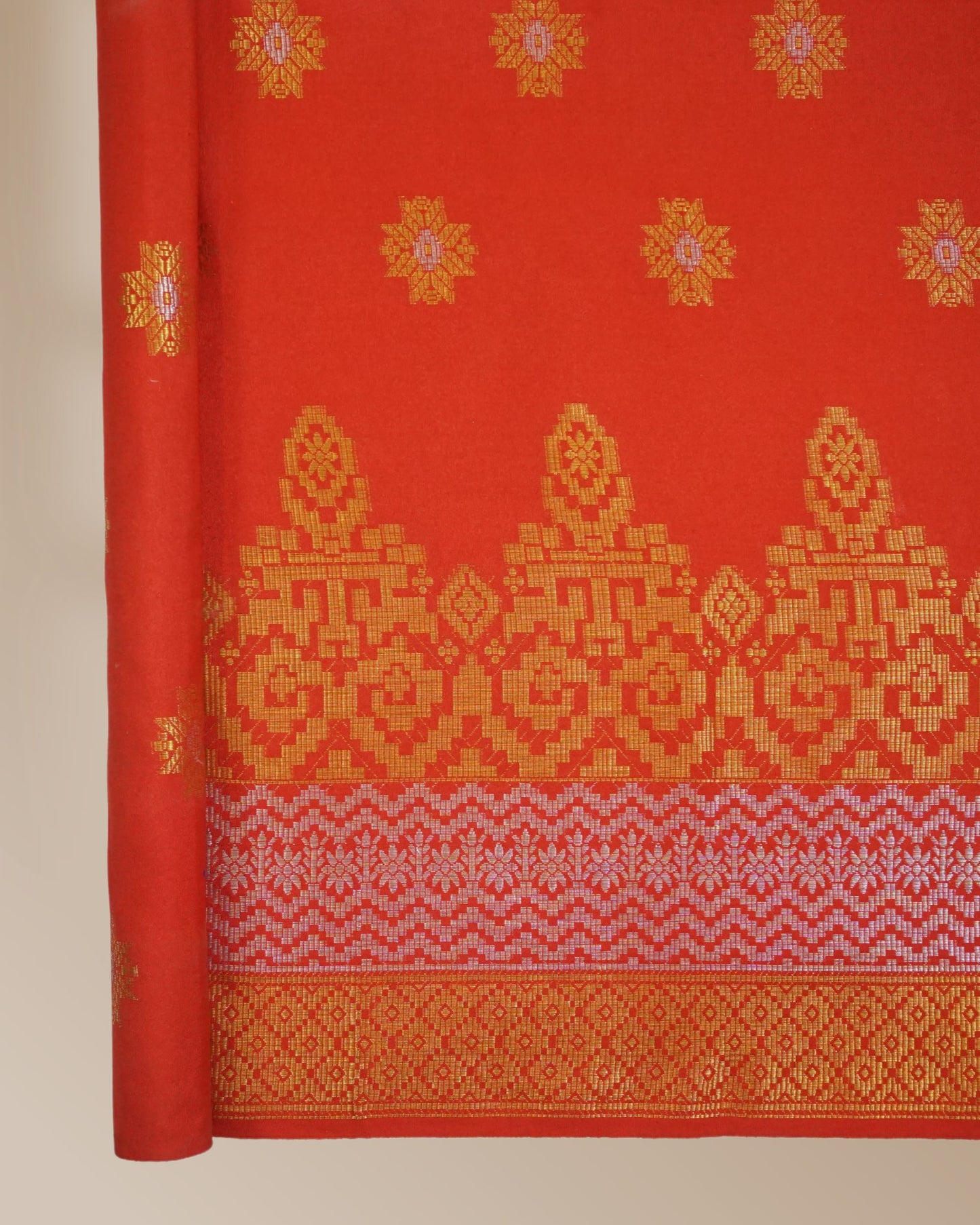 Sakti Songket Bunga Tabur 44"