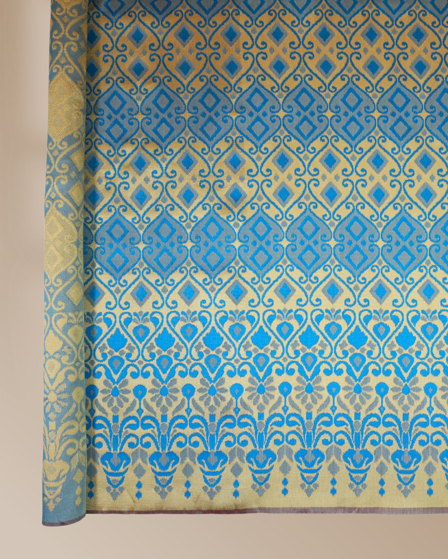 Wisha Ikkat Jacquard 44"
