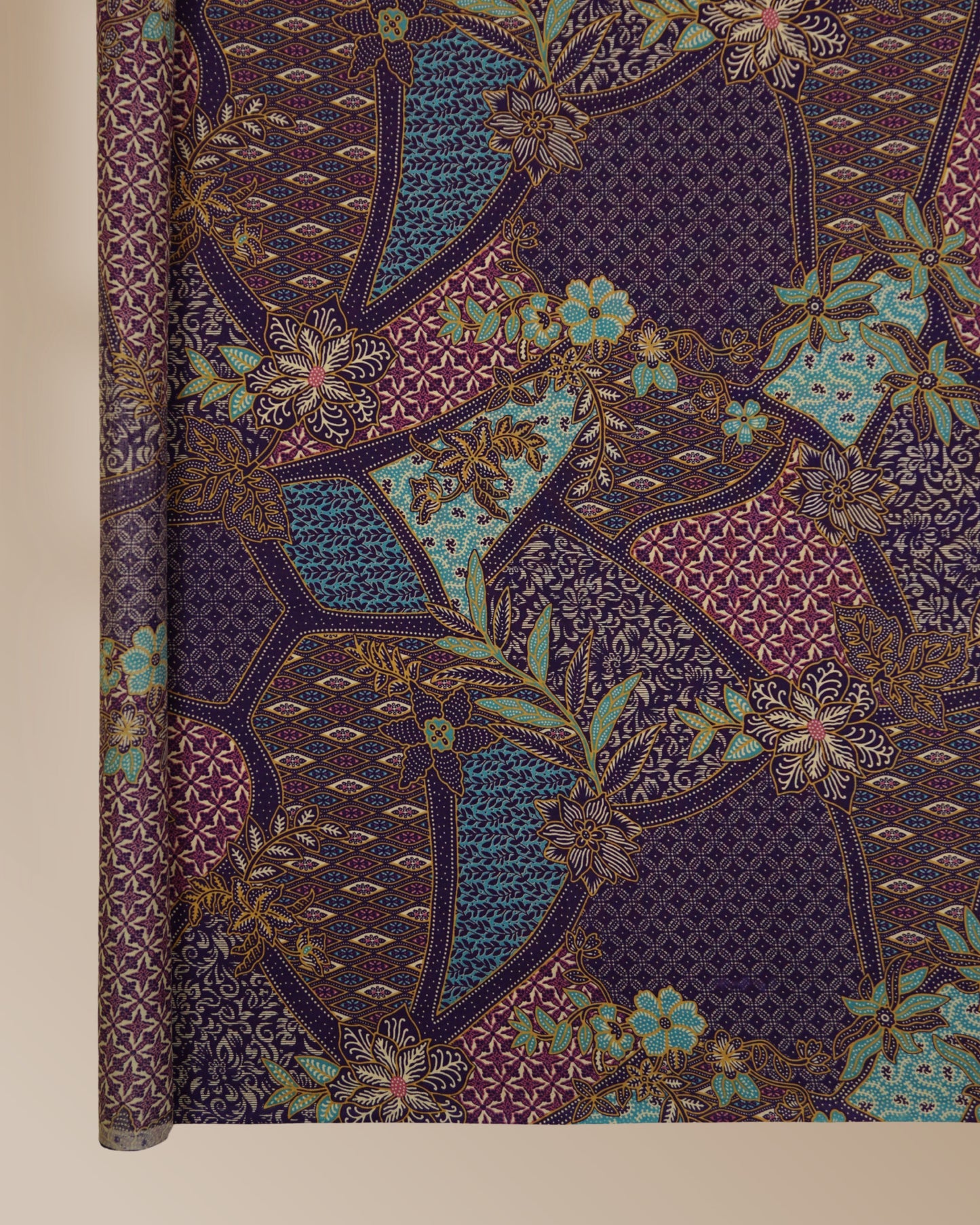 Rona Sari Dewi Nusantara Batik