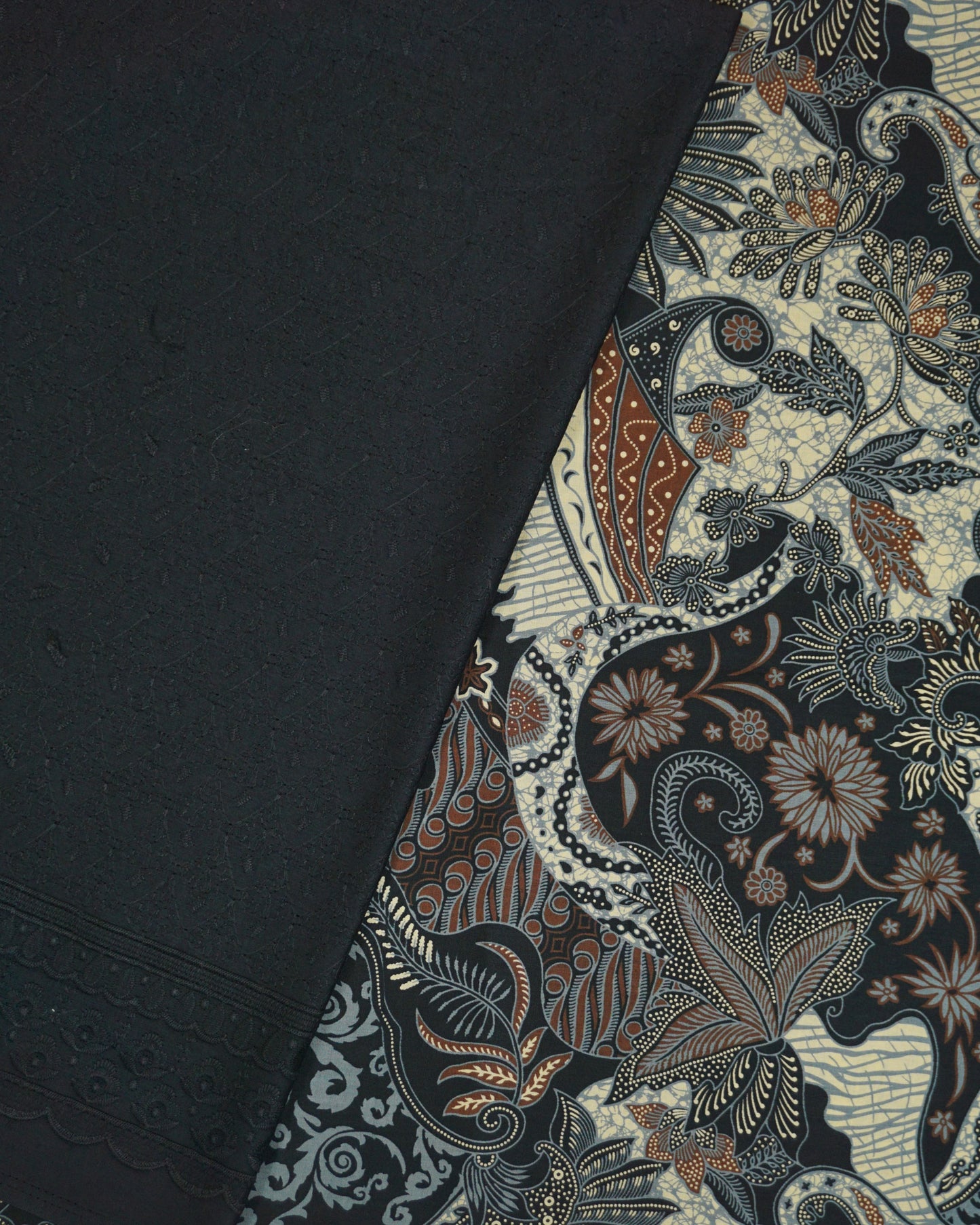 Embun Dewi Nusantara Batik With Cotton Satin Embroidery 44"