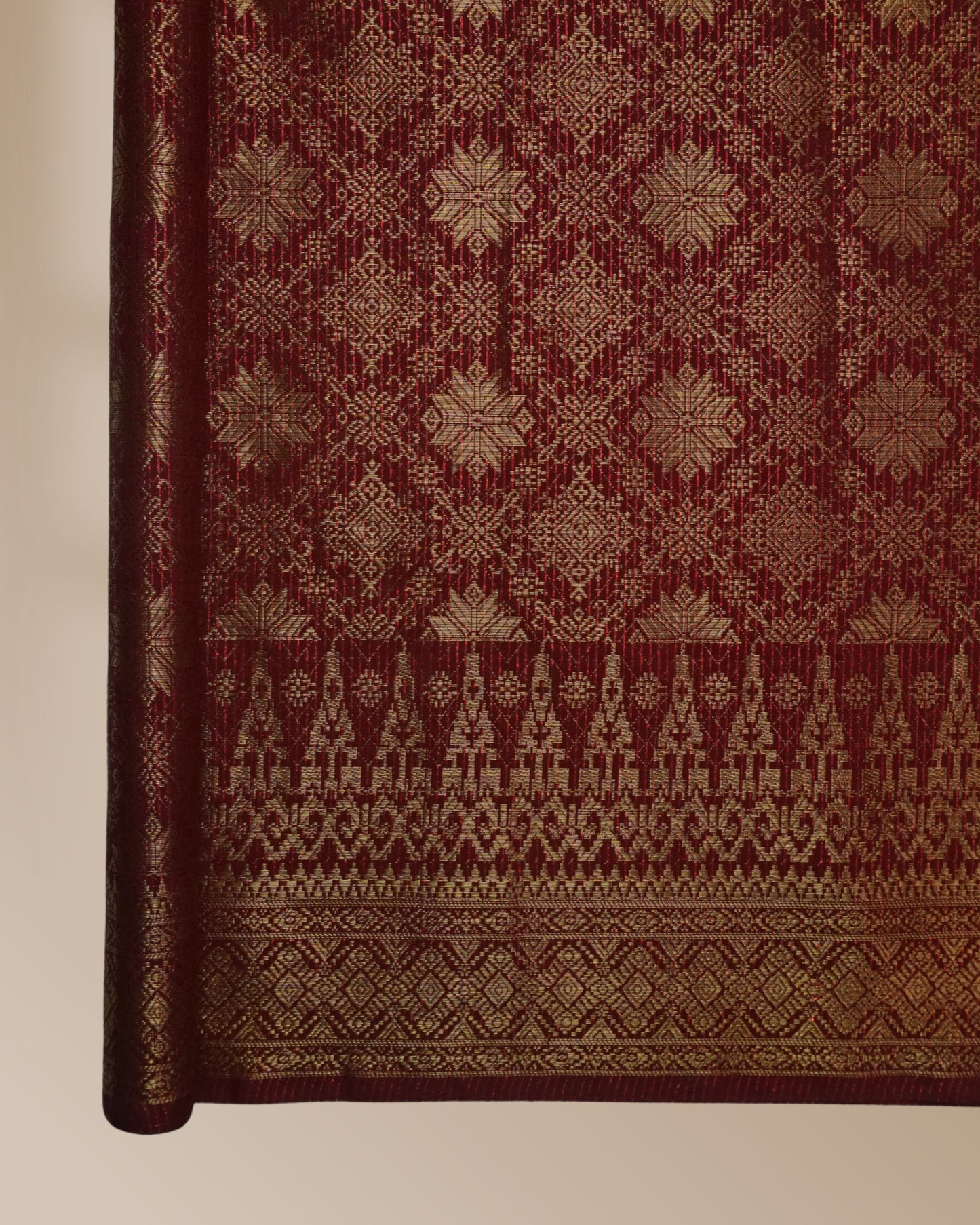 Lestari Metallic Songket 44"