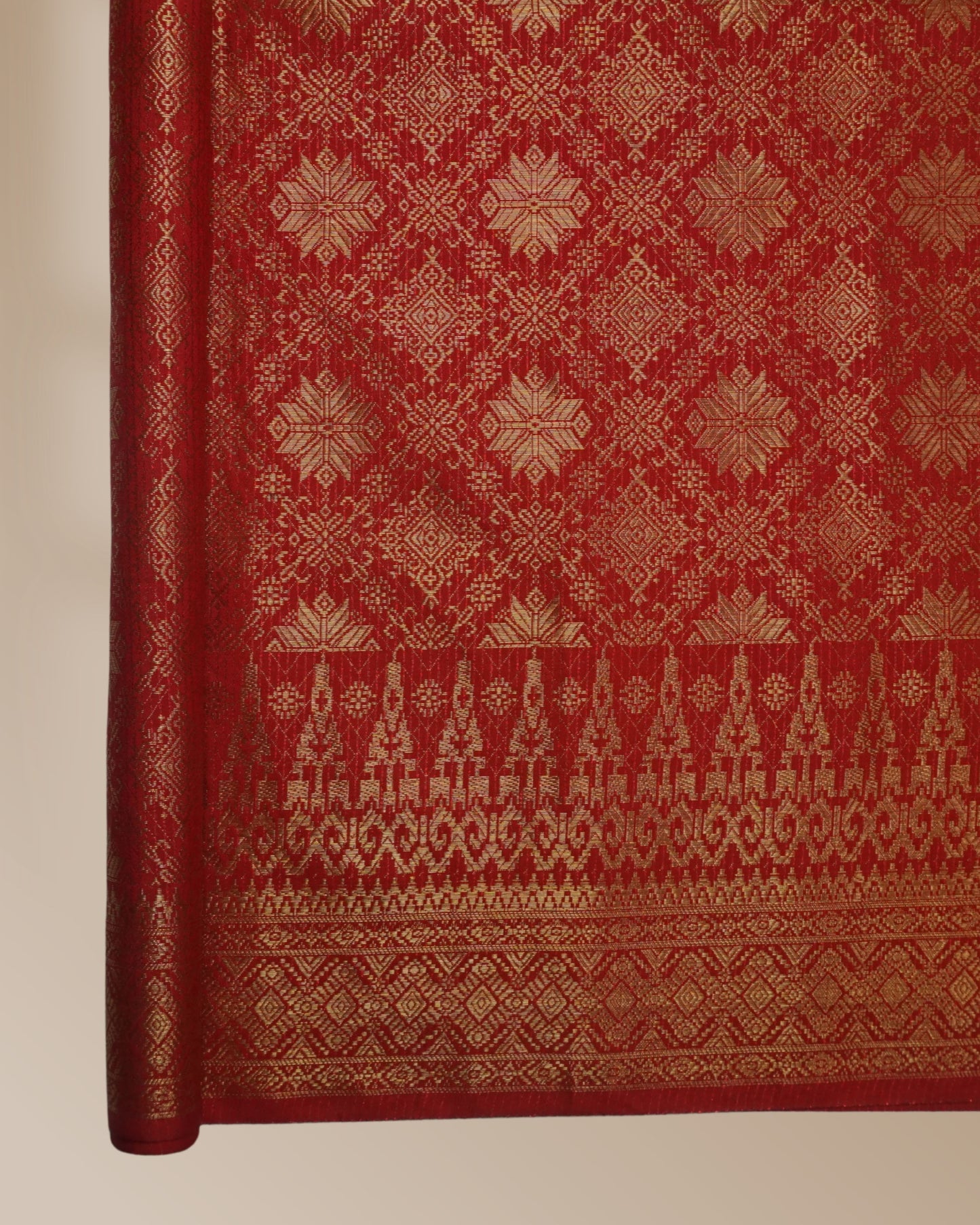 Lestari Metallic Songket 44"