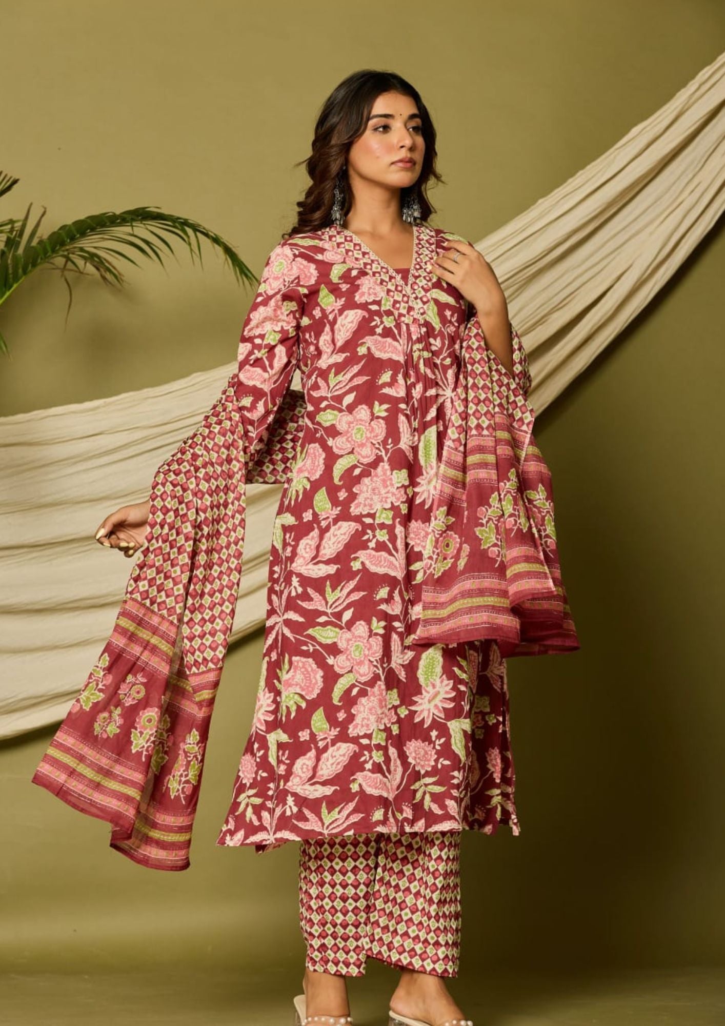 Ladies Suits 3pcs Set