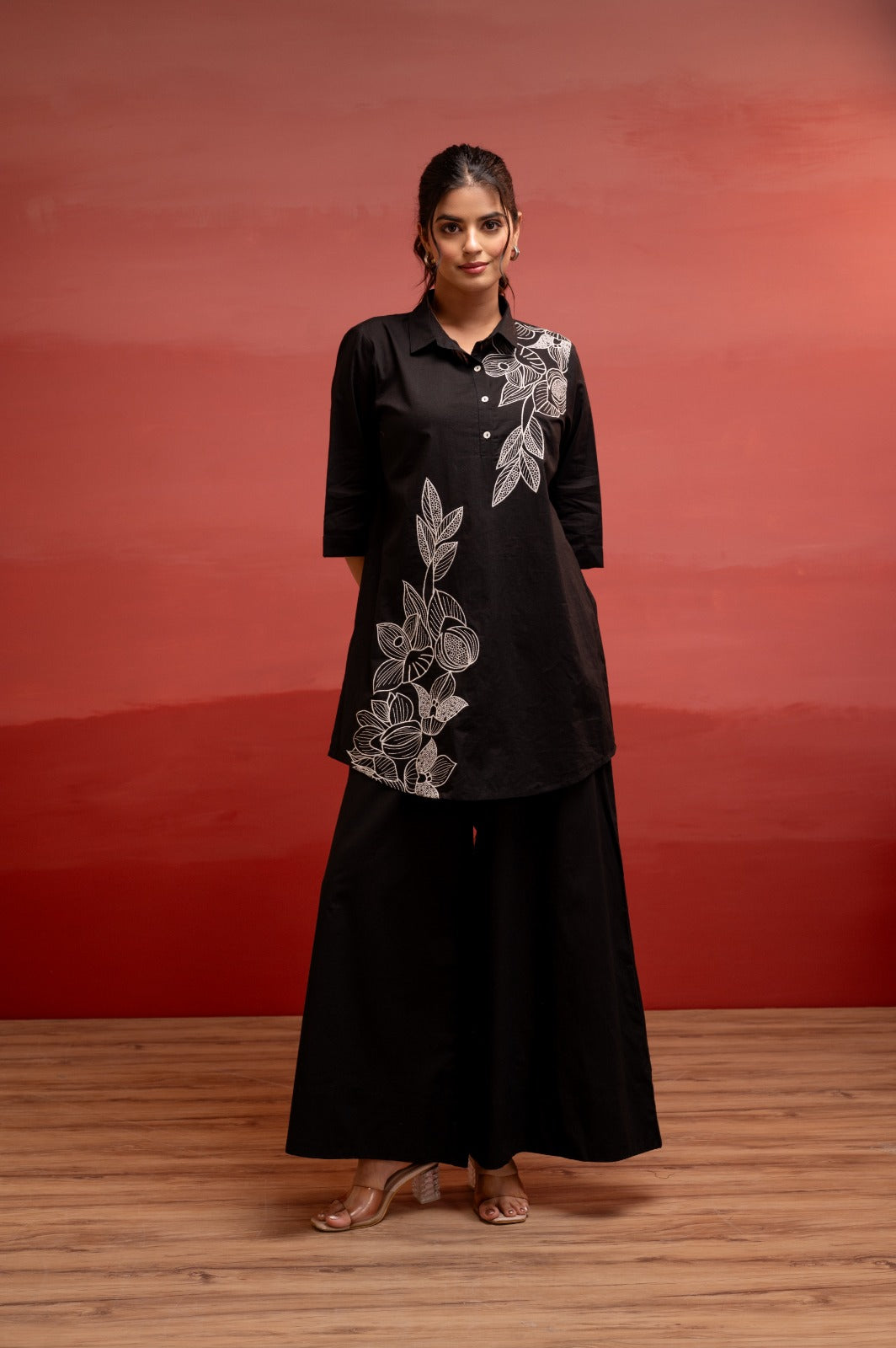 Fancy Embroidered Indo Ethnic Set Design 2