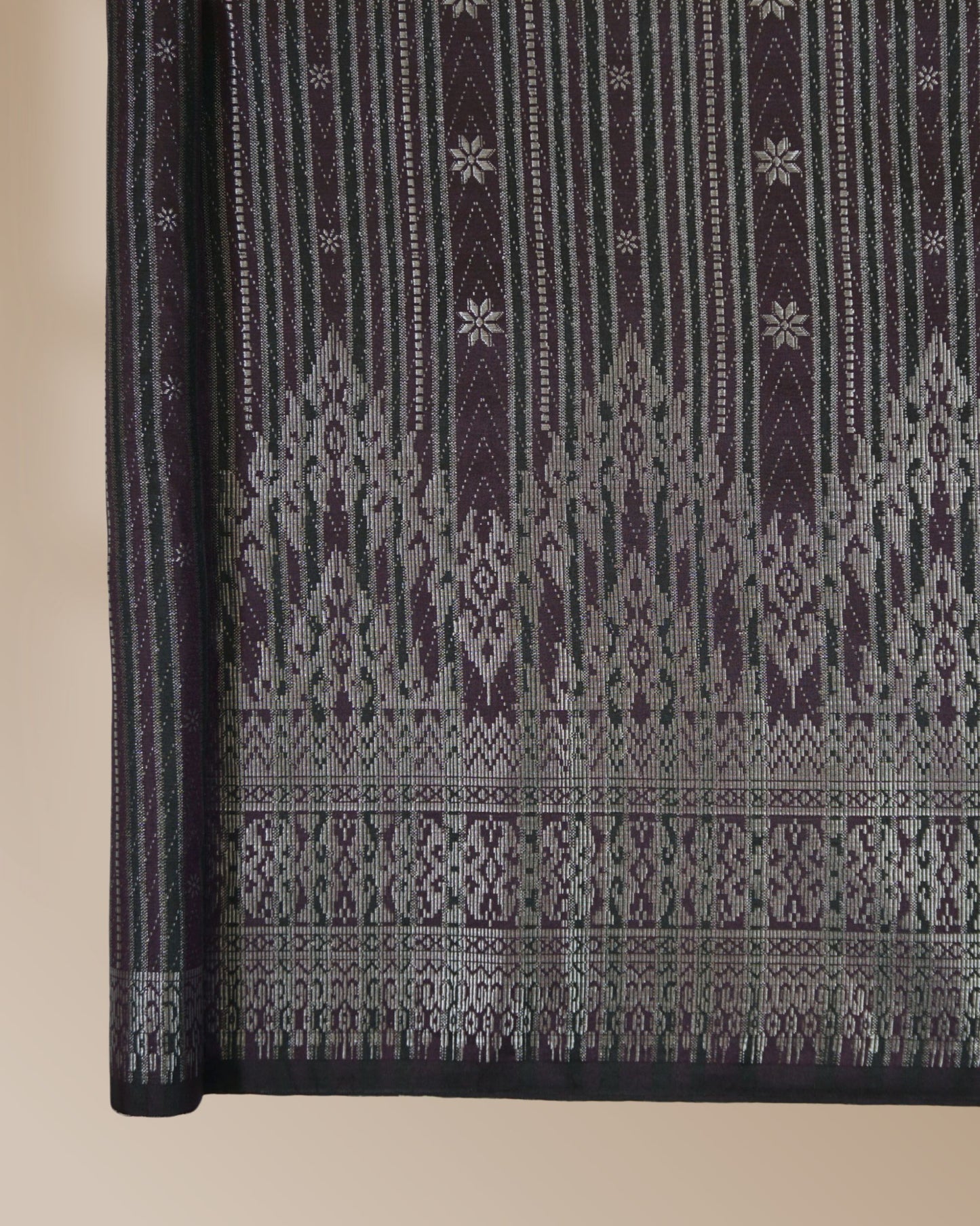 Songket Iris Hitam