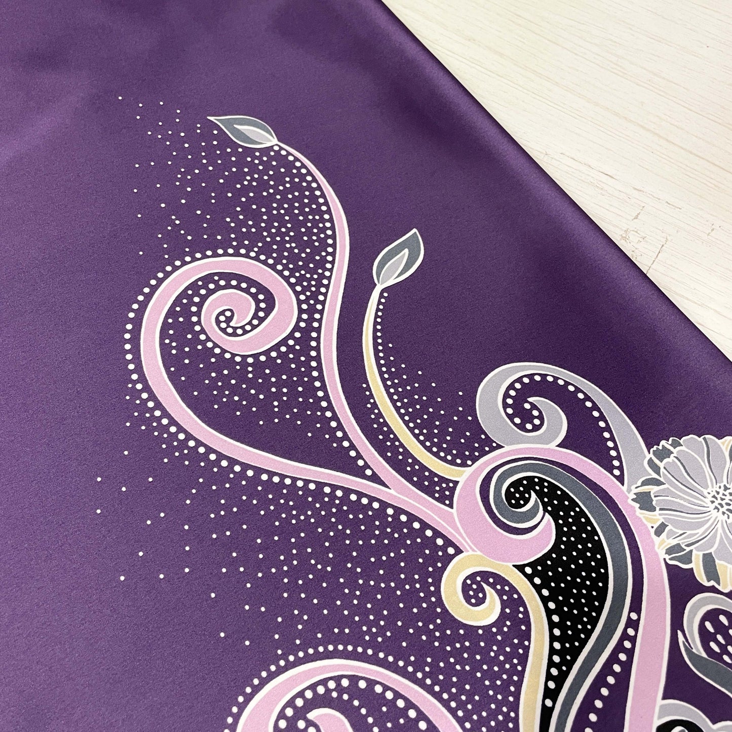 Raina Daisy Batik Prints 44"